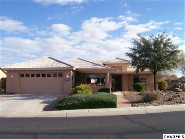 Property Photo:  1831 E Redstart  AZ 85614 