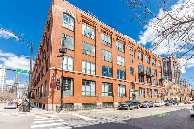 Property Photo:  1727 South Indiana Avenue 407  IL 60616 