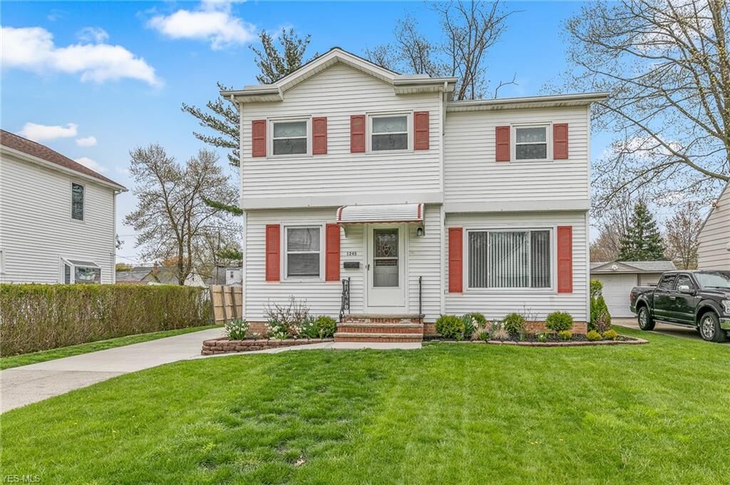 Property Photo:  1245 Washington Boulevard  OH 44124 