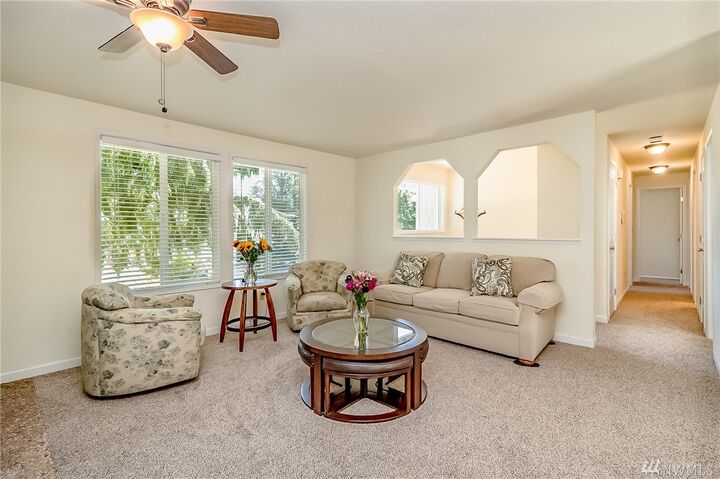 Property Photo: 2622 118th Dr NE WA 98258