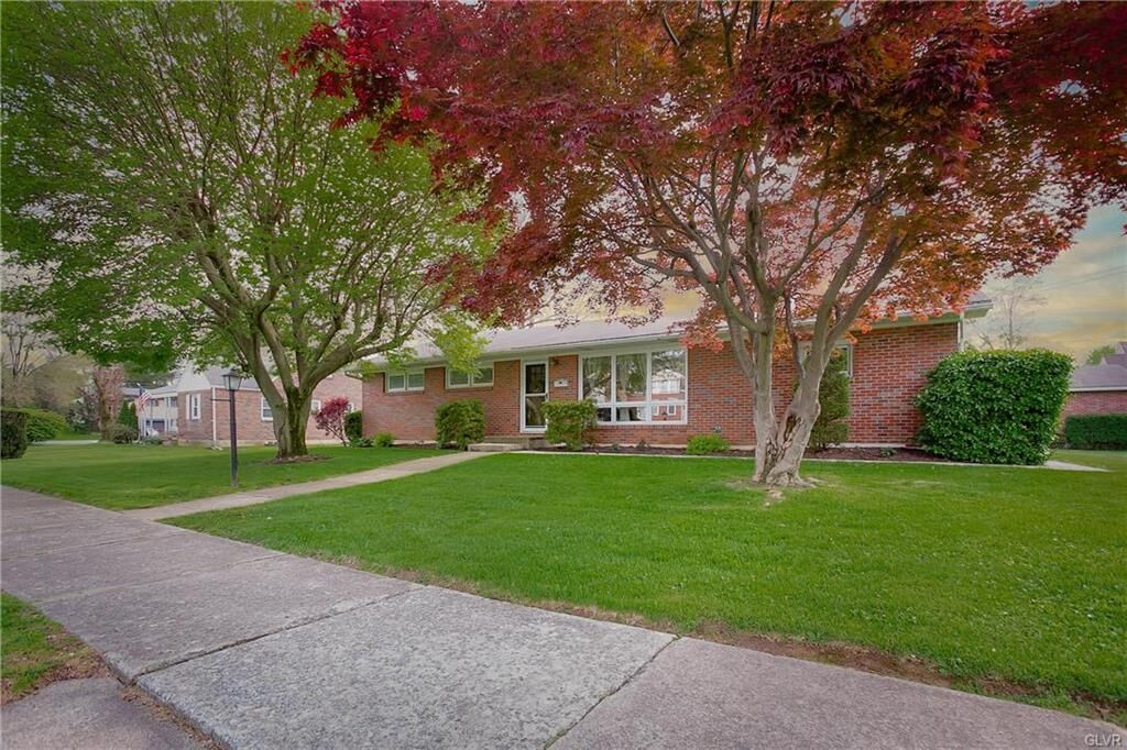 Property Photo:  606 24th Street  PA 18104 