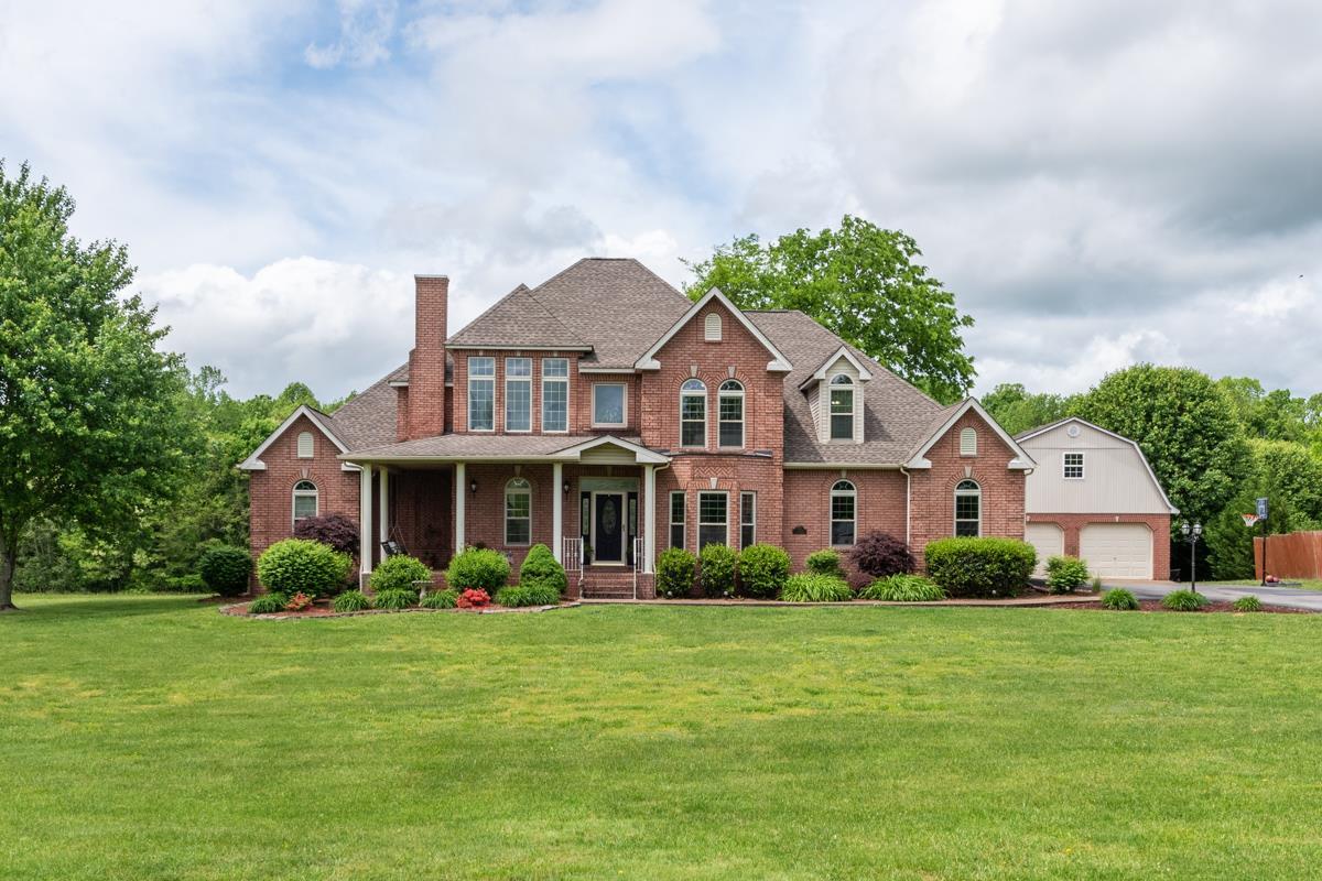 Property Photo: 240 Angela Ln TN 37186