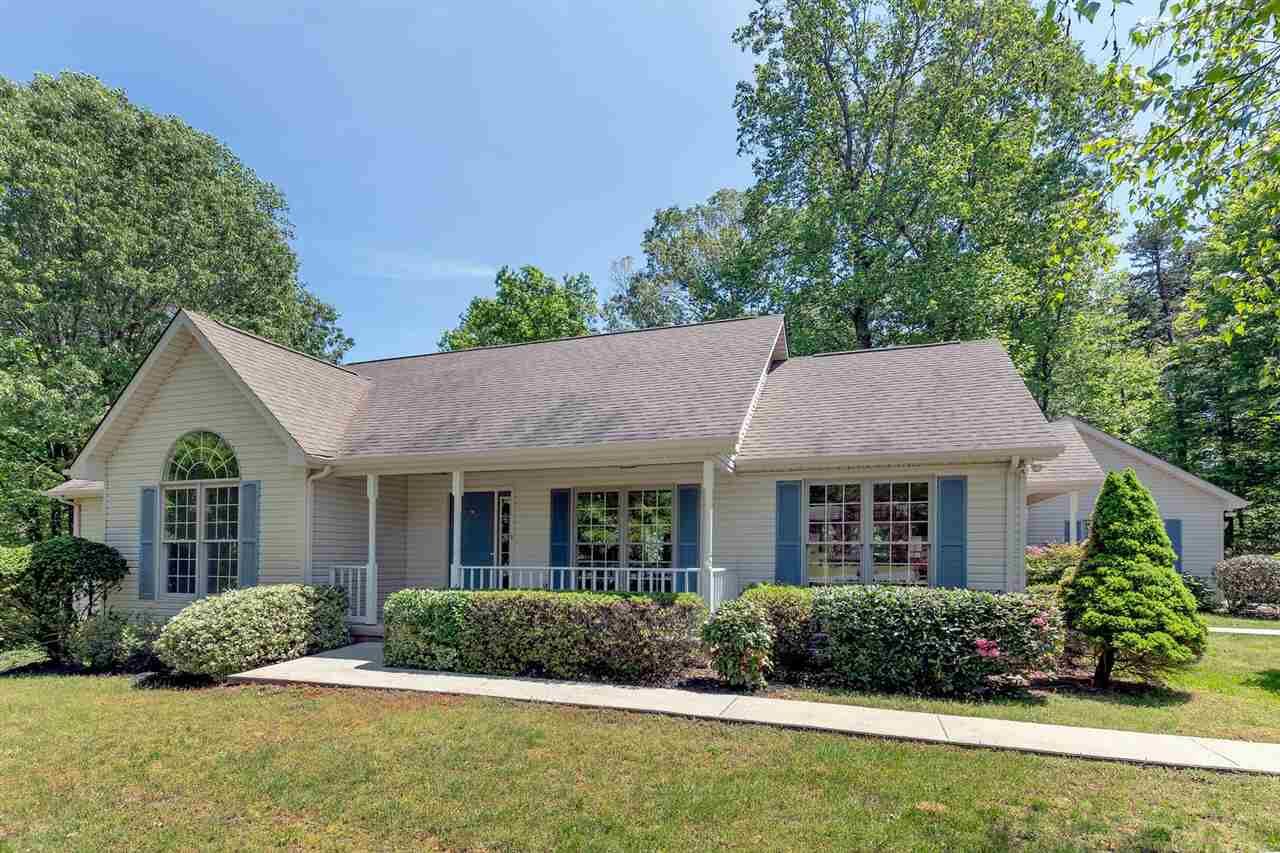 Property Photo:  185 Doe Dr  VA 22968 