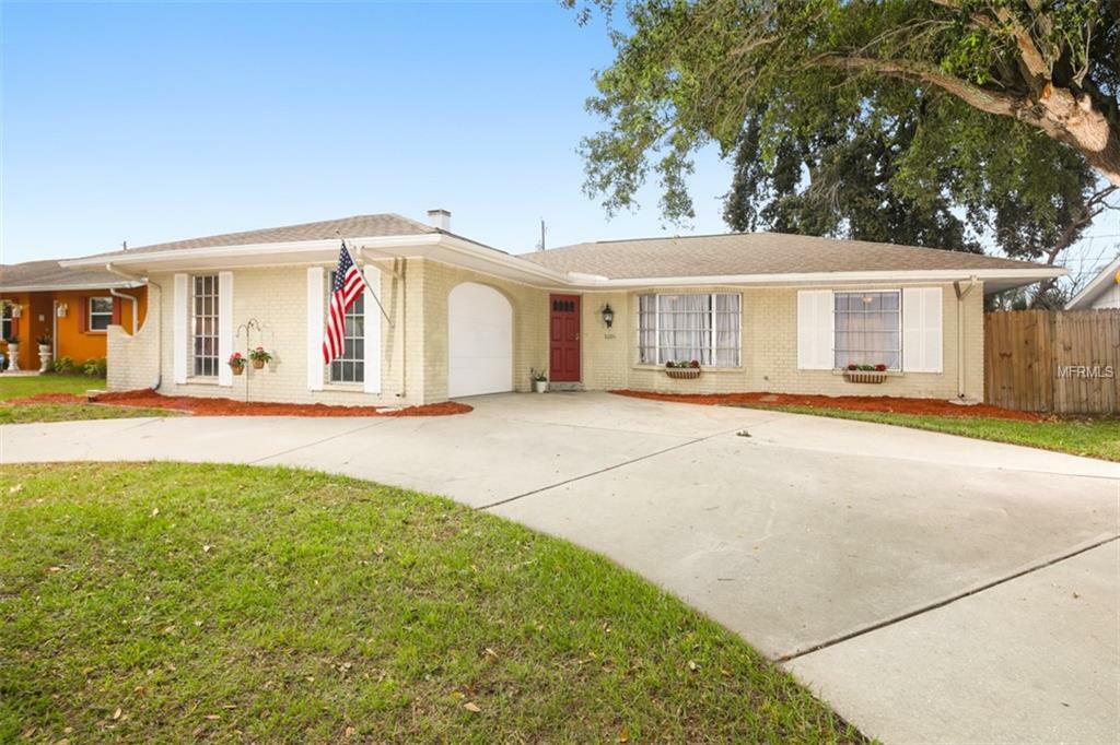 Property Photo:  3220 Bayshore Gardens Parkway  FL 34207 