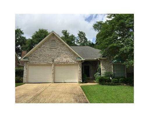 Property Photo:  2560 Rue Palafox  MS 39531 