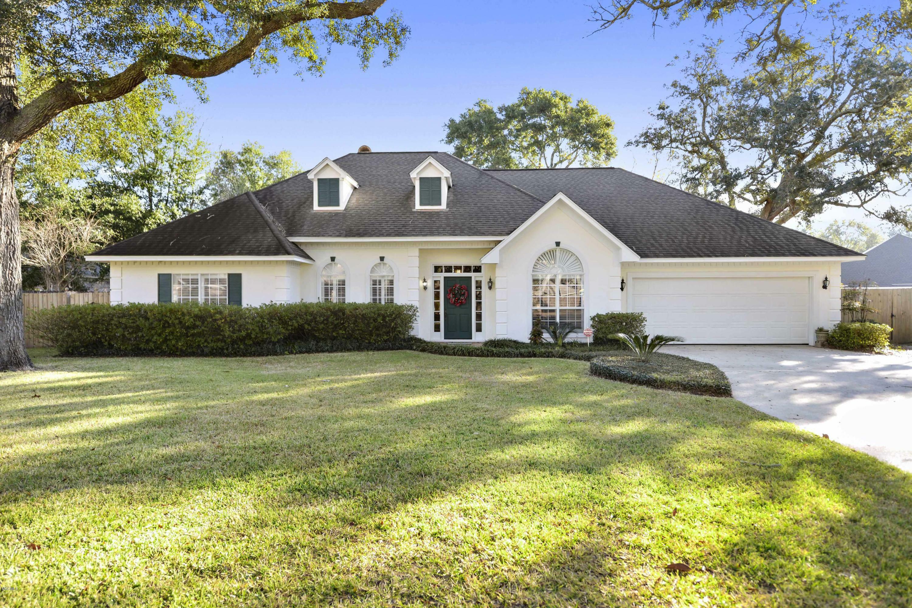 Property Photo:  2033 Tuilleries Cove  MS 39531 