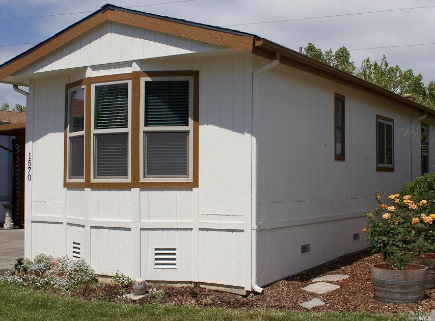 Property Photo:  1570 Crown Road  CA 94954 
