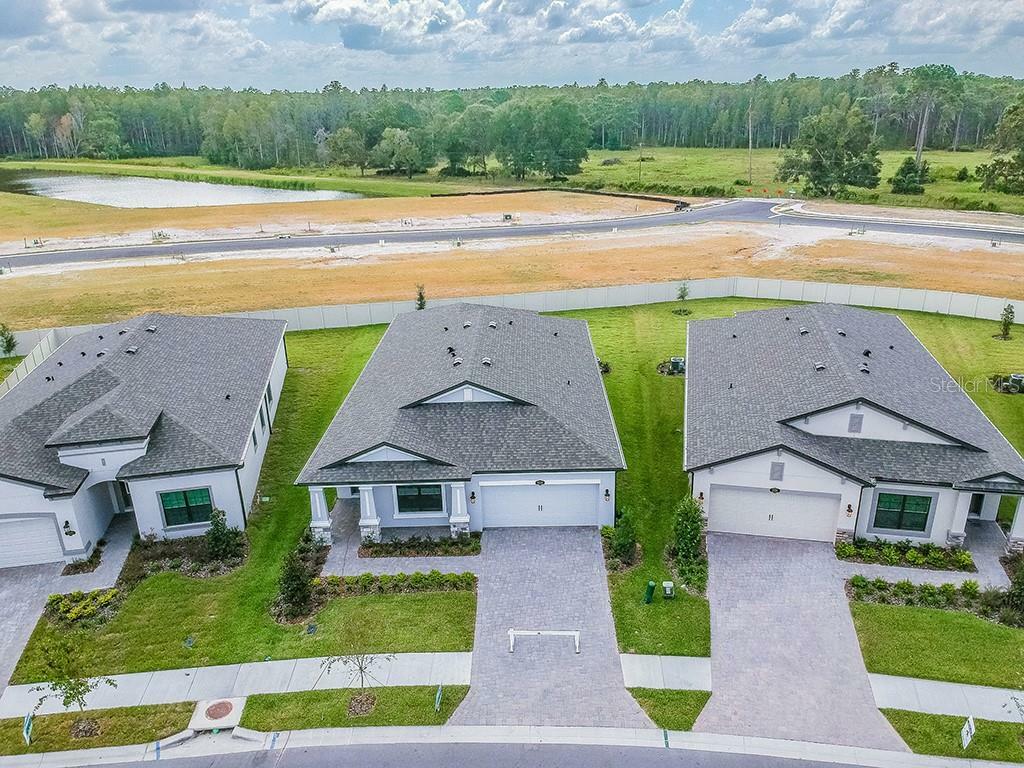 Property Photo: 19564 Leonard Road FL 33558