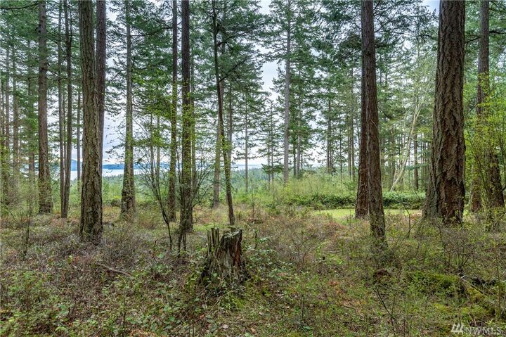 Property Photo: 1 Southridge Rd WA 98221