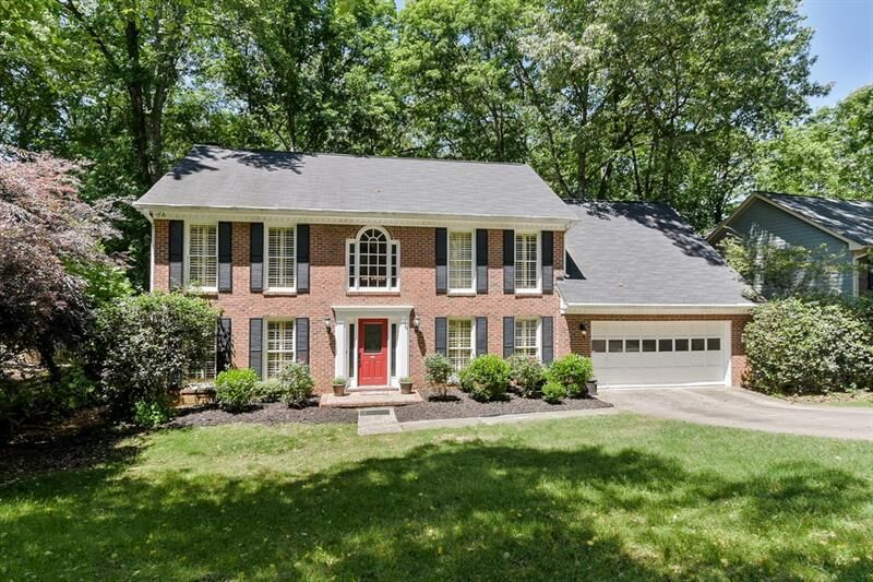 Property Photo: 565 Wood Valley Trace 30076