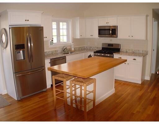 Property Photo:  11 Bearses Way  MA 02364 