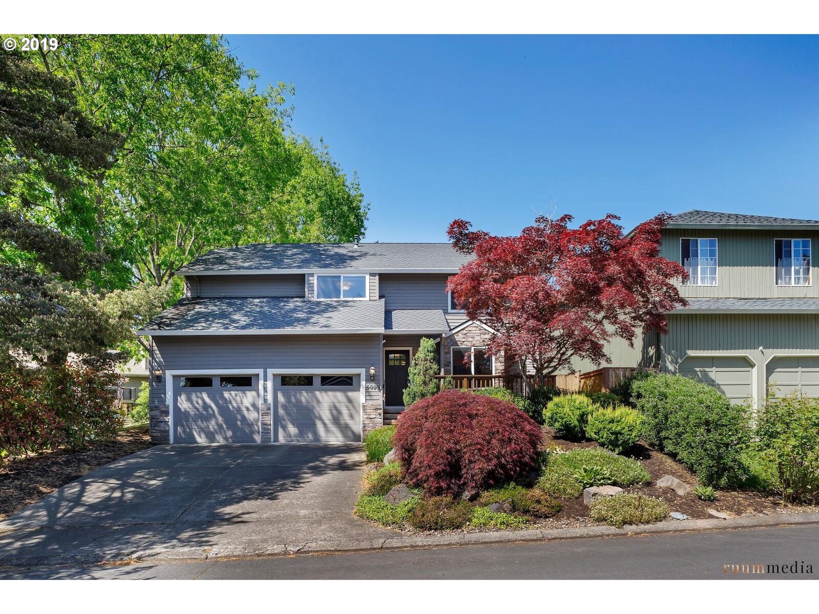Property Photo:  5099 Galen St  OR 97035 