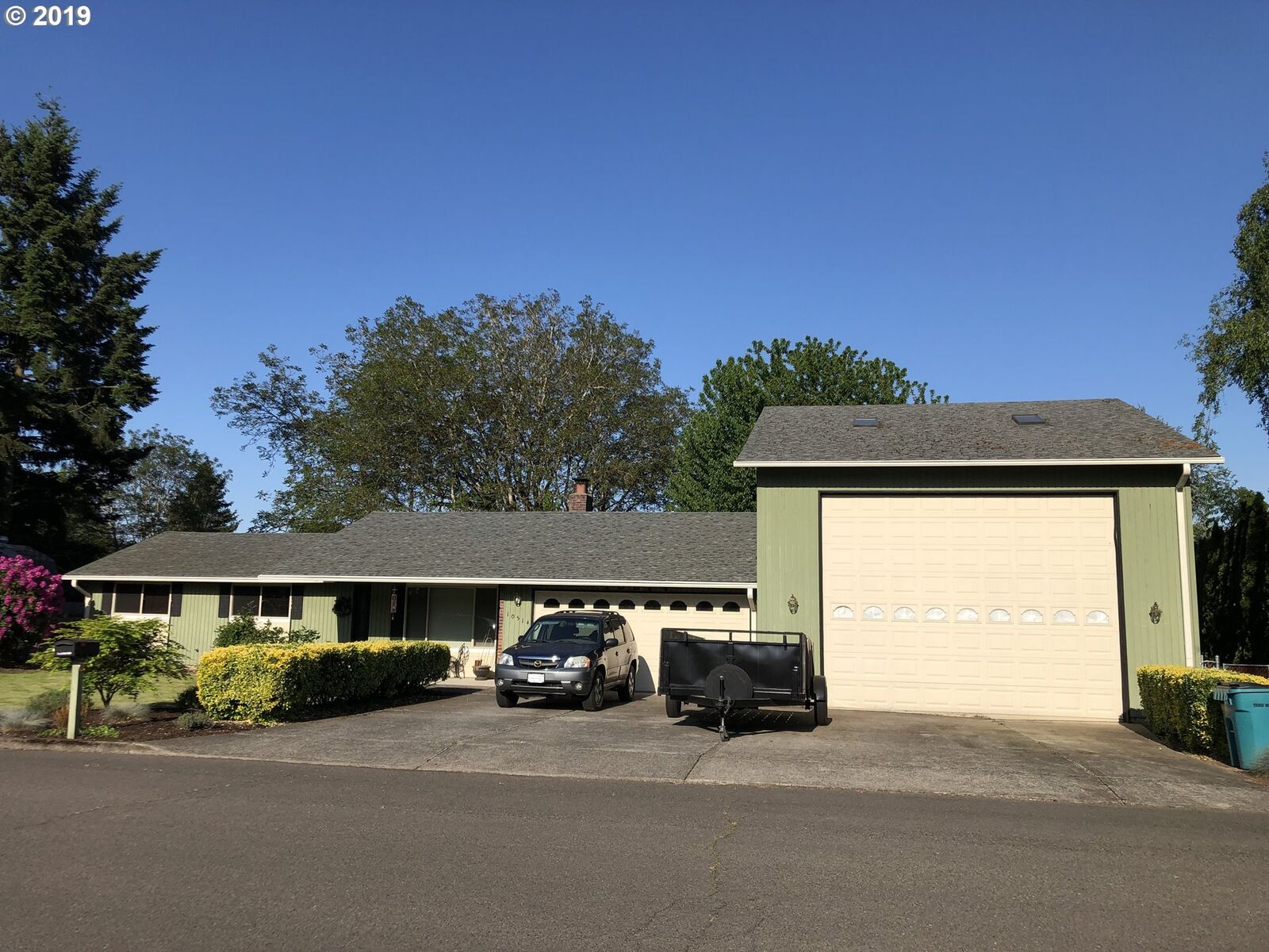 Property Photo: 10514 NW 23rd Ave WA 98685