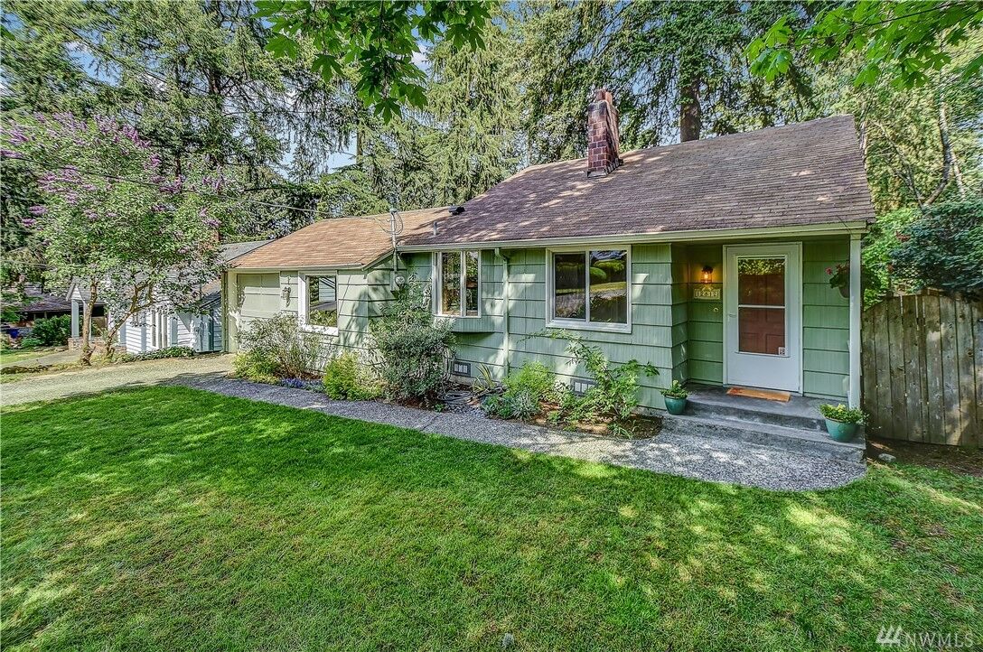 Property Photo:  12812  8th Avenue NE  WA 98125 