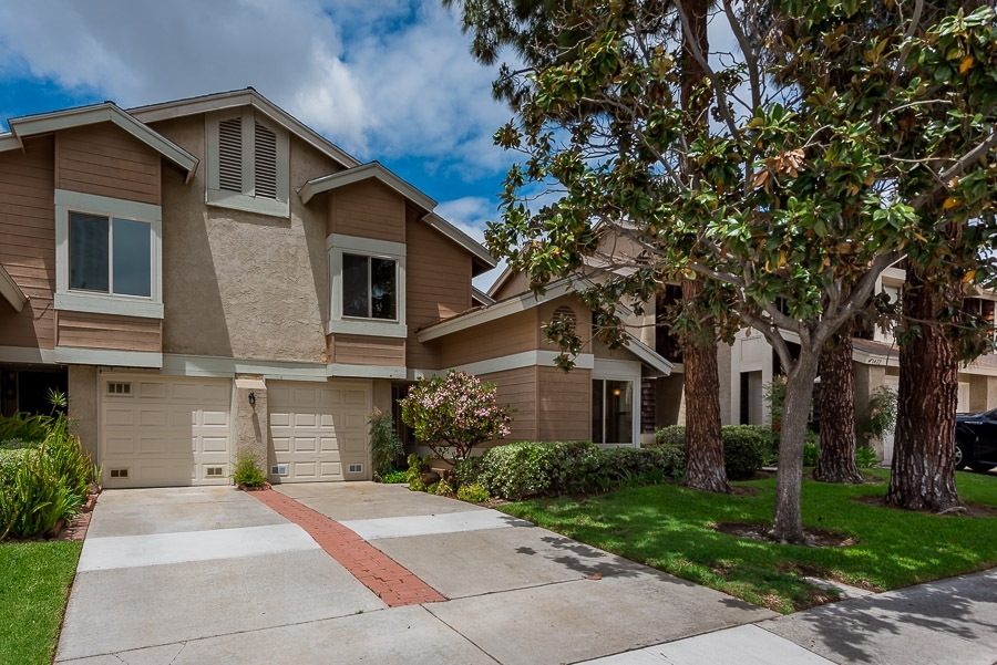 1470 Cactusridge St  San Diego CA 92105 photo