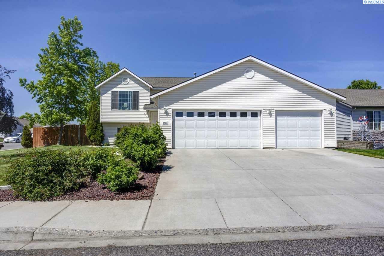 Property Photo:  8711 Kingsbury Drive  WA 99301 