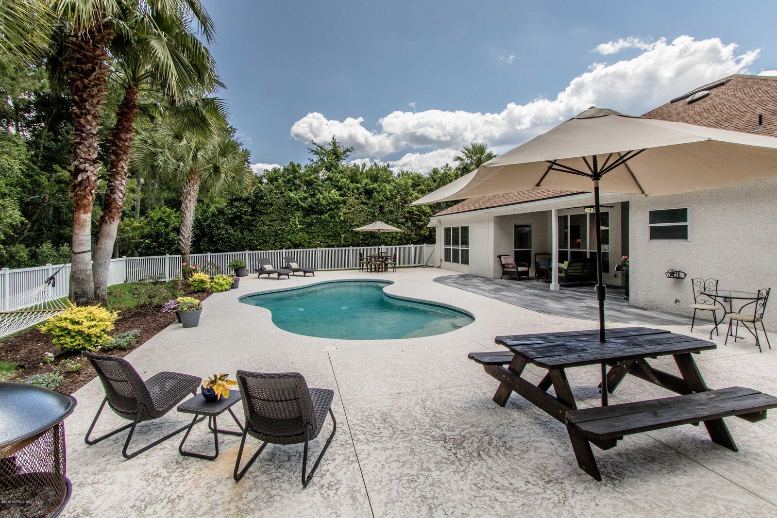Property Photo: 1676 Misty Lake Drive FL 32003