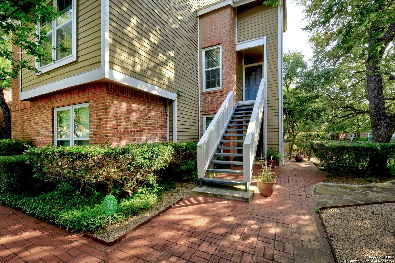 Property Photo: 13130 Blanco Rd 306 TX 78216