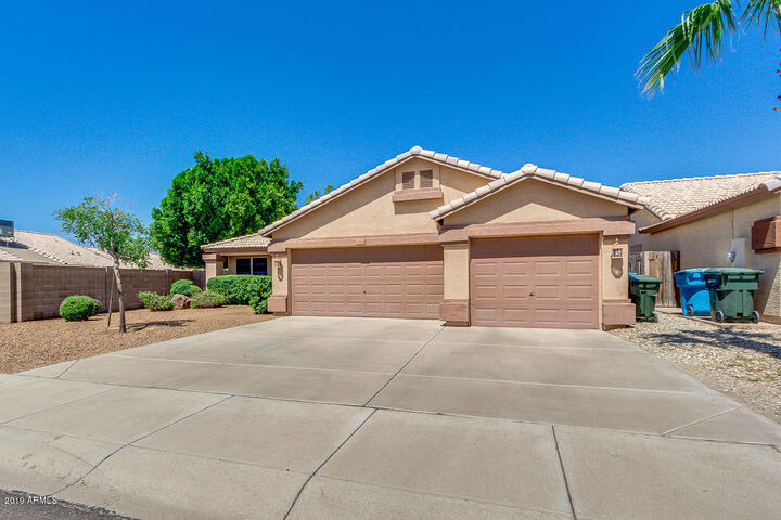 Property Photo:  21416 N 33rd Drive  AZ 85027 