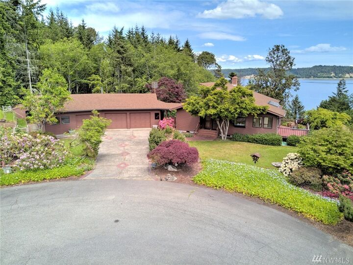 220 E Smith Cove Wy  Shelton WA 98584 photo