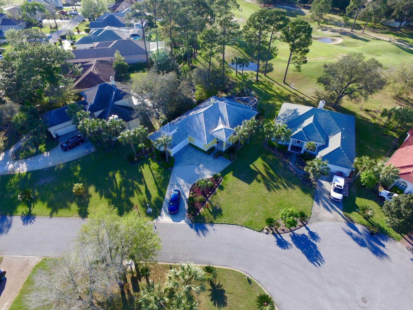 Property Photo:  985 Shalimar Point Drive  FL 32579 