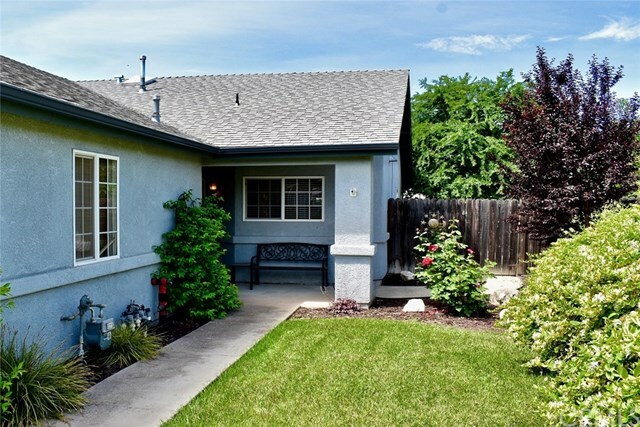 Property Photo:  1449 Sequoia Court  CA 93446 