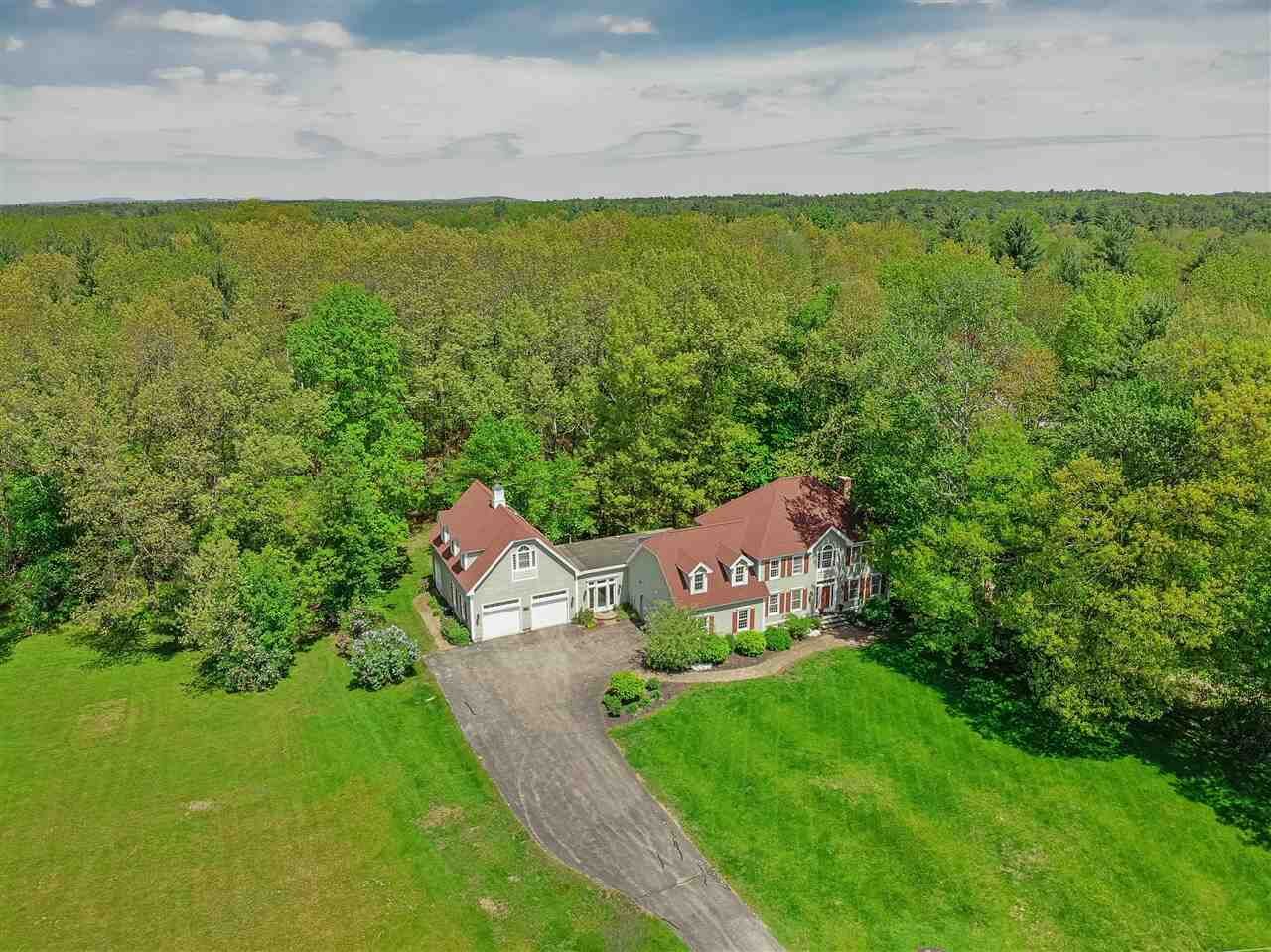 Property Photo:  19 Washington Way  NH 03848 