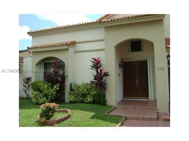 Property Photo: 502 SW 88 Pl FL 33174