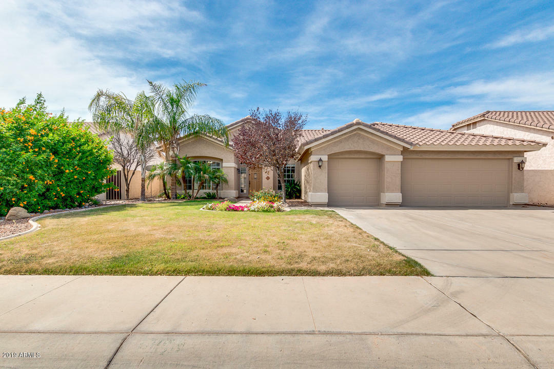 Property Photo:  605 W Stanford Avenue  AZ 85233 