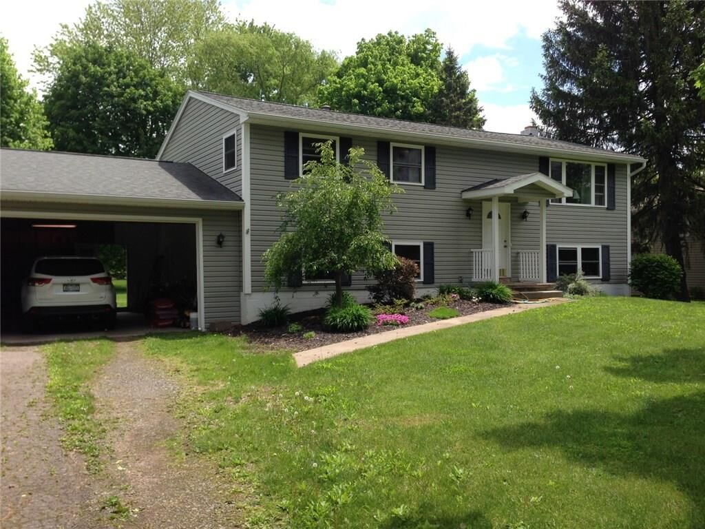 Property Photo: 4 Southview Drive NY 14502