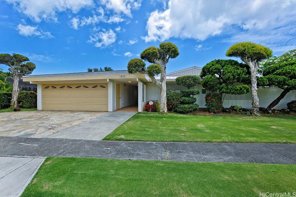 Property Photo:  1015 Waiiki Street  HI 96821 