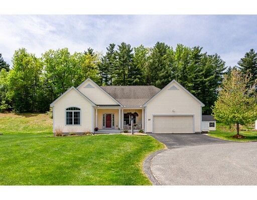 Property Photo: 20 Burley Ave 20 NH 03062