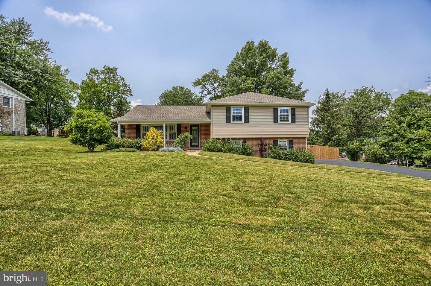 Property Photo:  4299 Old Orchard Road  PA 17402 