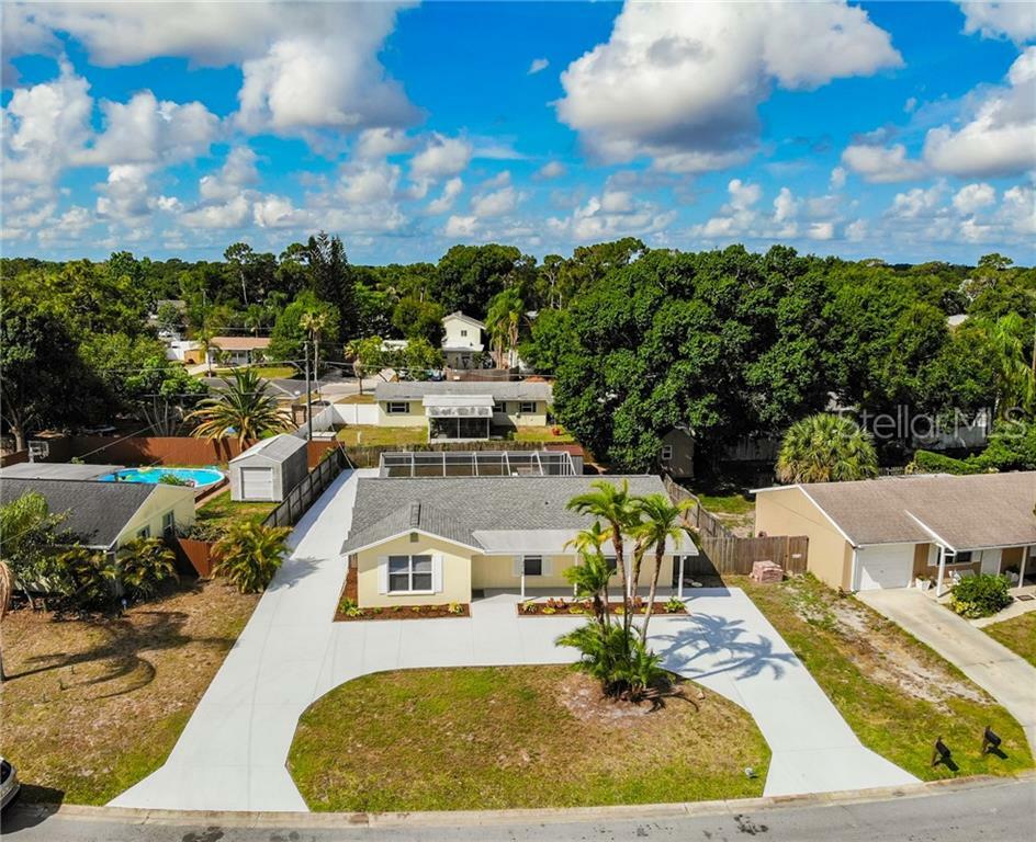 Property Photo: 6918 Friendship Drive FL 34241