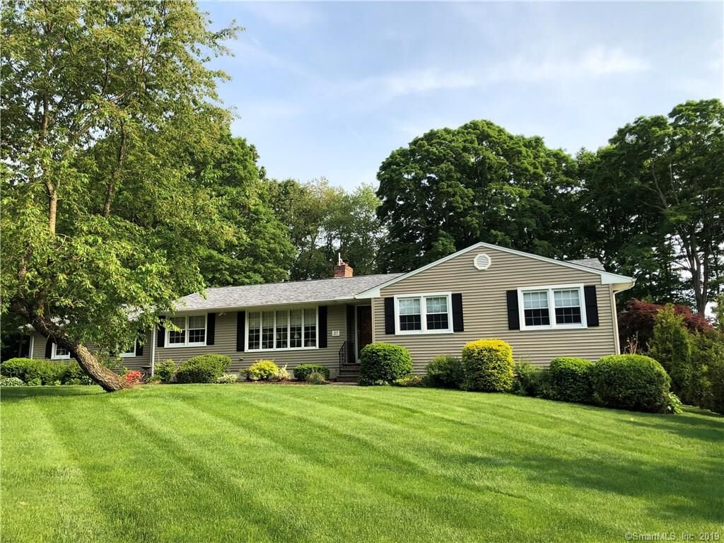 Property Photo: 37 Knollwood Drive CT 06405