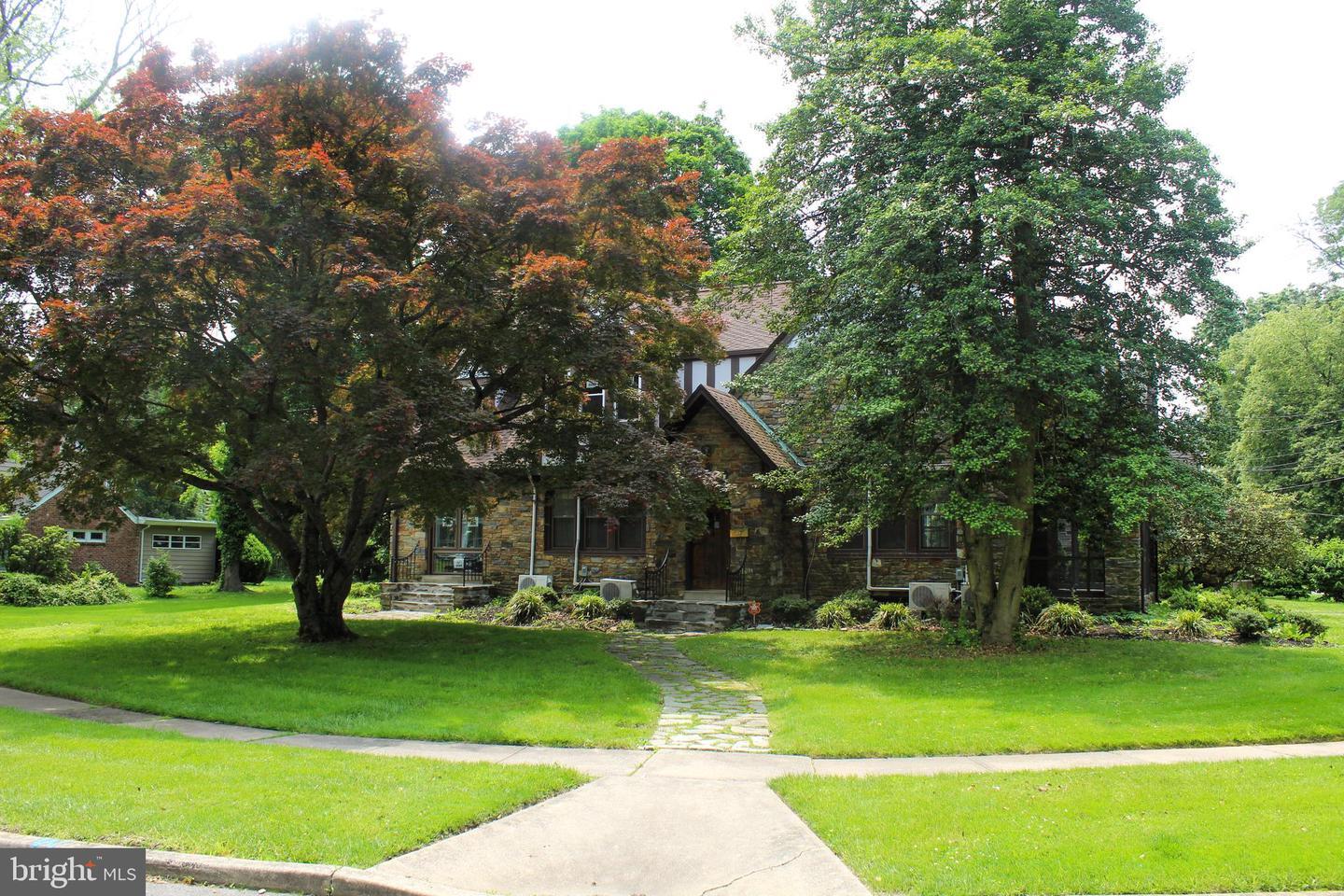 Property Photo:  29 Morningside Drive  NJ 08618 