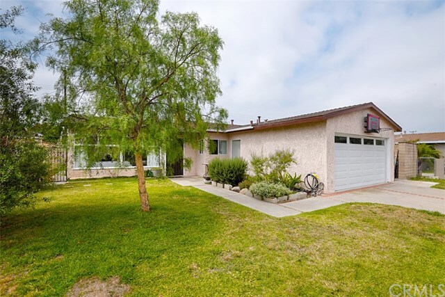 Property Photo: 913 Joann Street CA 92627