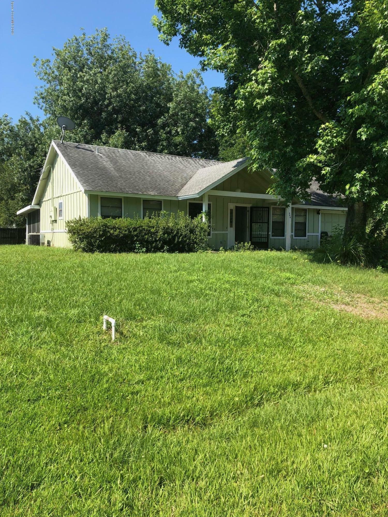 Property Photo: 340 SW San Marino Road SW FL 32908