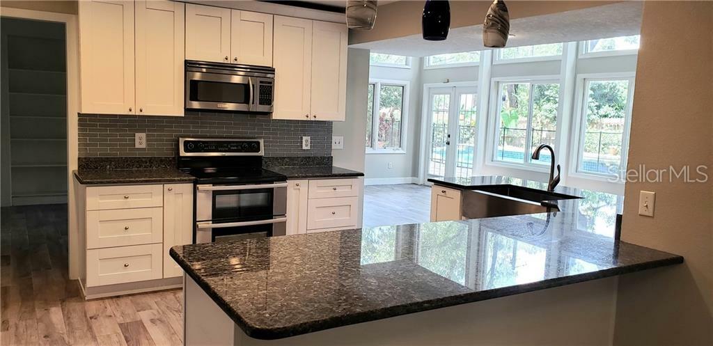 Property Photo: 1041 Sylvia Lane FL 33613