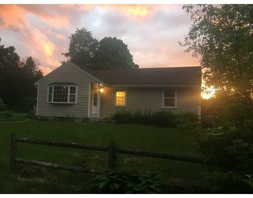 Property Photo: 9 Lawrence Ct MA 02052