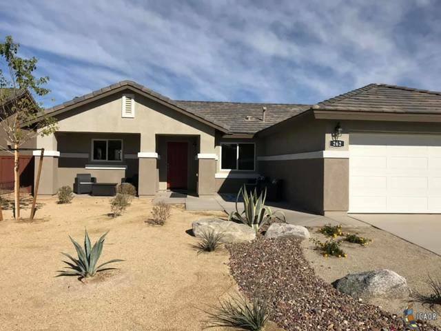 Property Photo: 261 W Tampico Dr CA 92251