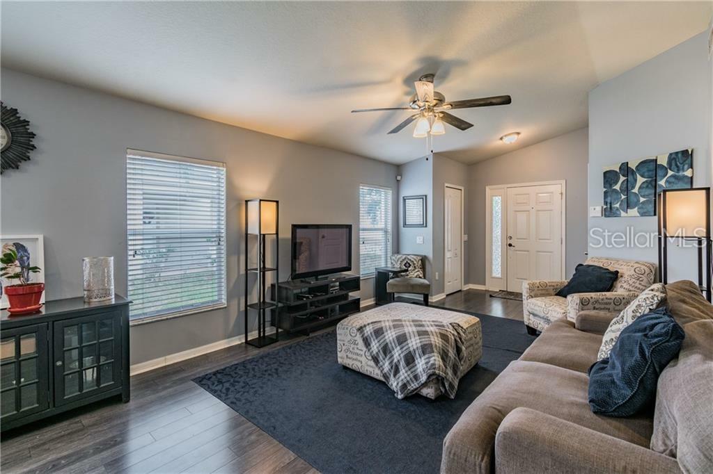 Property Photo: 8006 Lilly Bay Court FL 33534