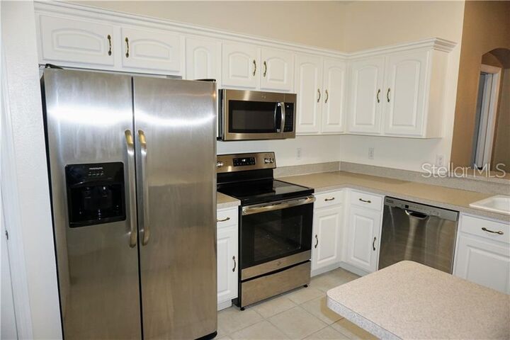 Property Photo:  11136 Windsor Place Circle  FL 33626 
