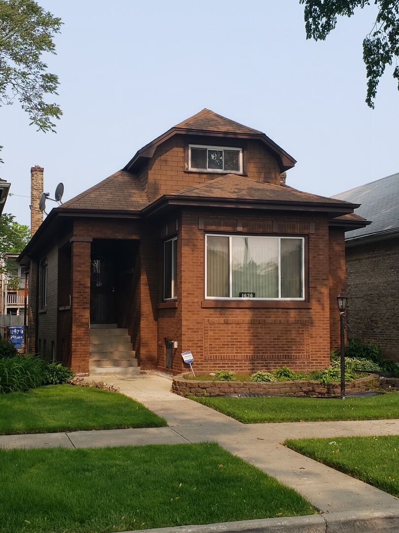 Property Photo:  1434 North Mason Avenue  IL 60651 