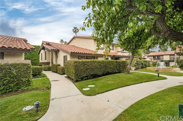 Property Photo: 4922 E Atherton Street CA 90815