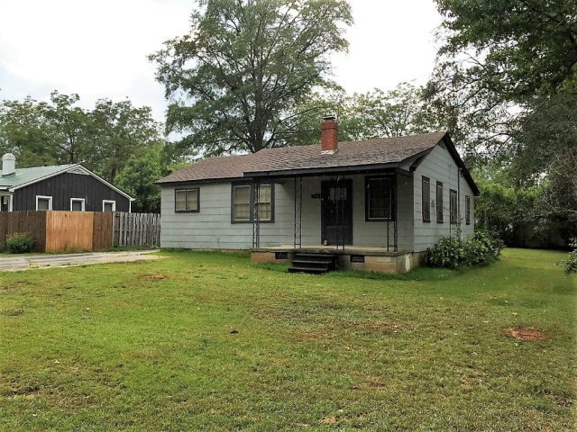 Property Photo: 106 Oak Street GA 30673