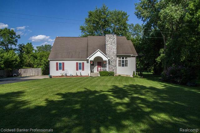 Property Photo:  3403 Seymour Road  MI 48473 