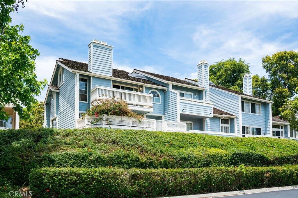 Property Photo:  540 Pittsfield Court 101  CA 90803 