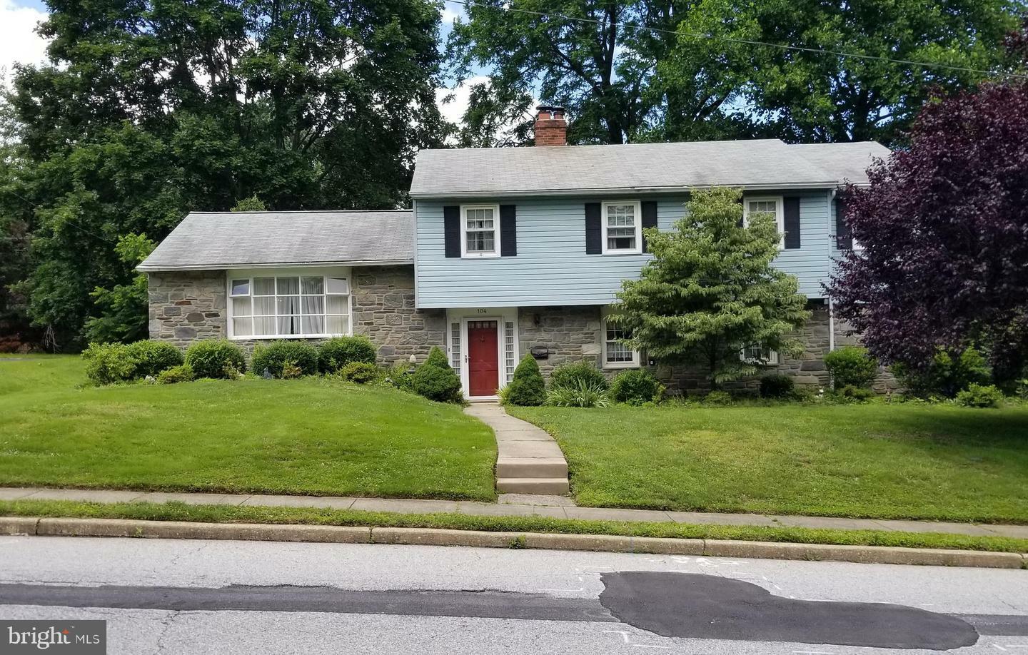 Property Photo: 104 James Road PA 19008