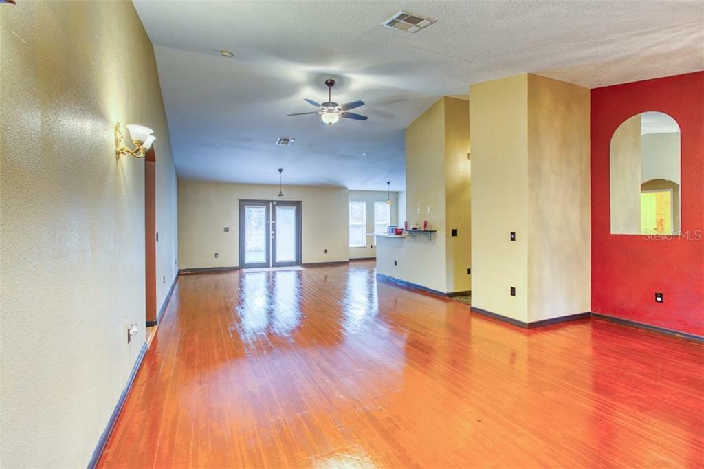 Property Photo:  10507 Walker Road  FL 33592 